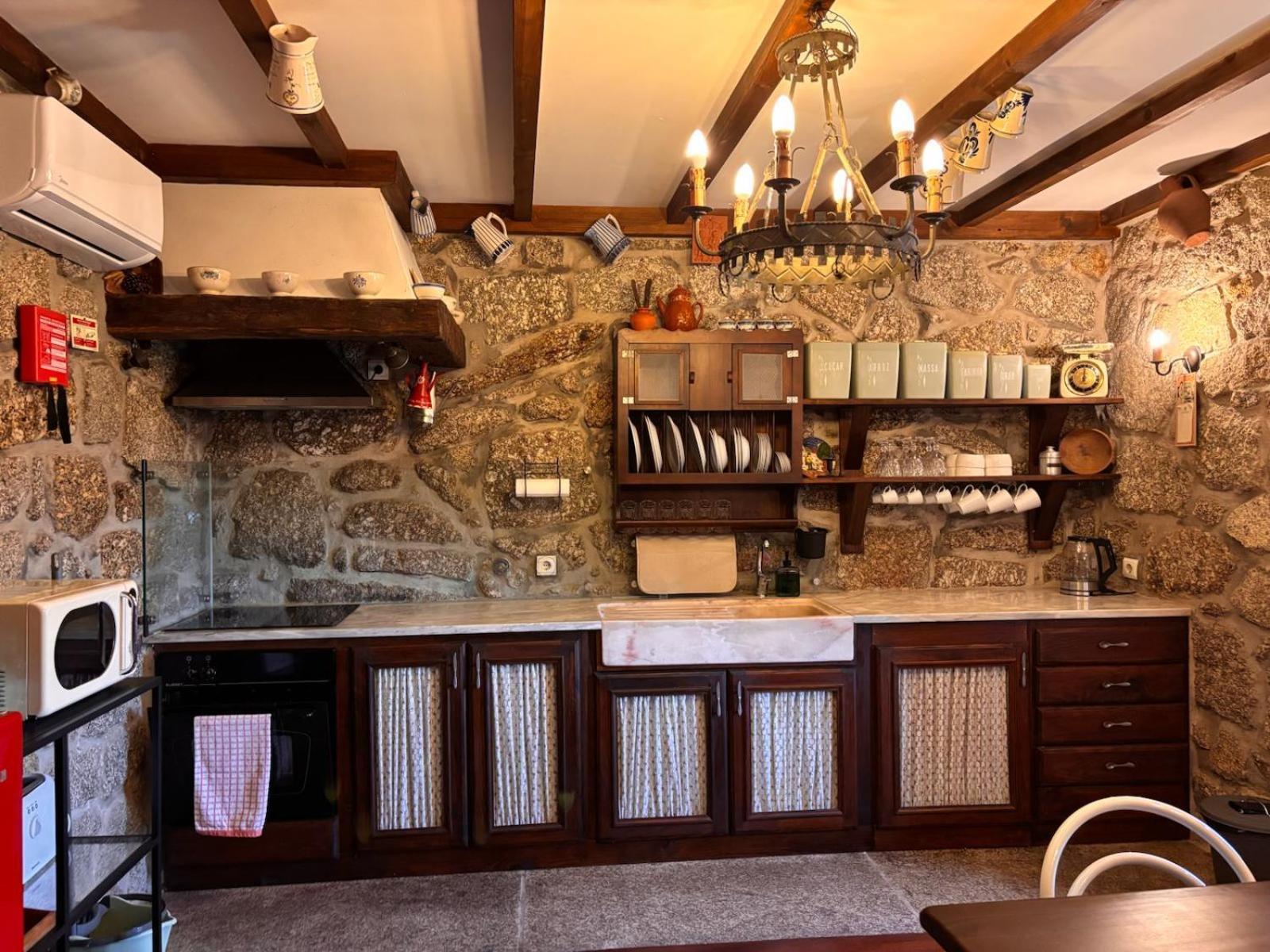 Casa Leiras